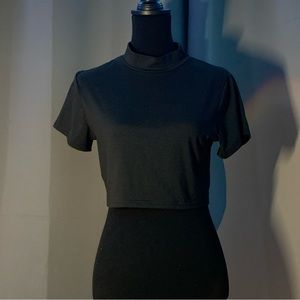 SHEIN Black cropped high-neck t-shirt